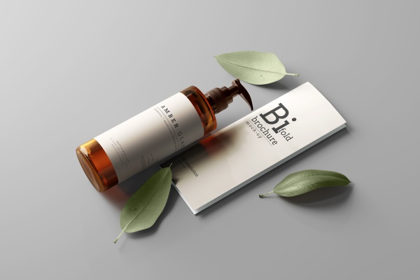 琥珀色玻璃泵瓶模型